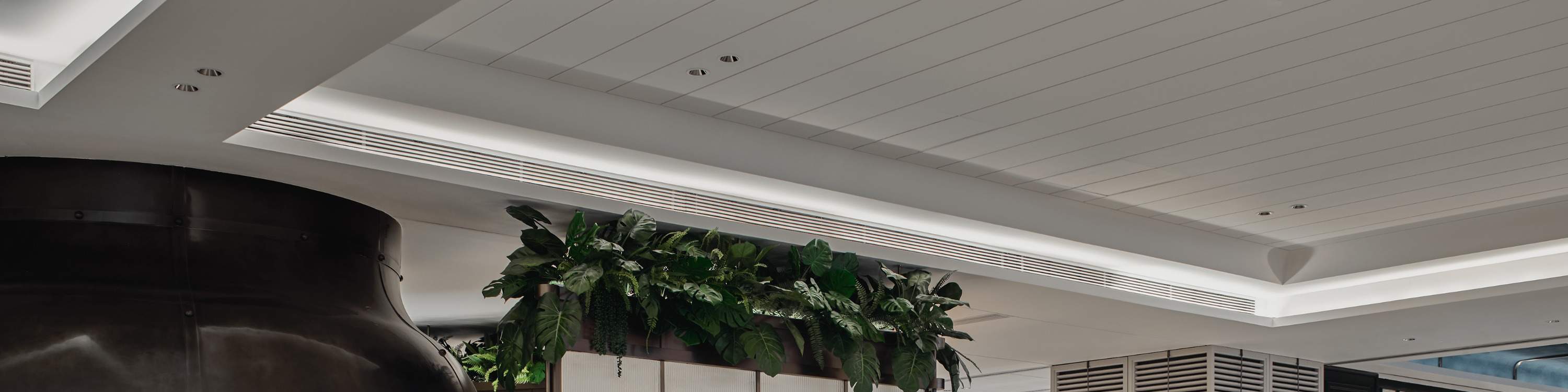 Nhà hàng lân cận